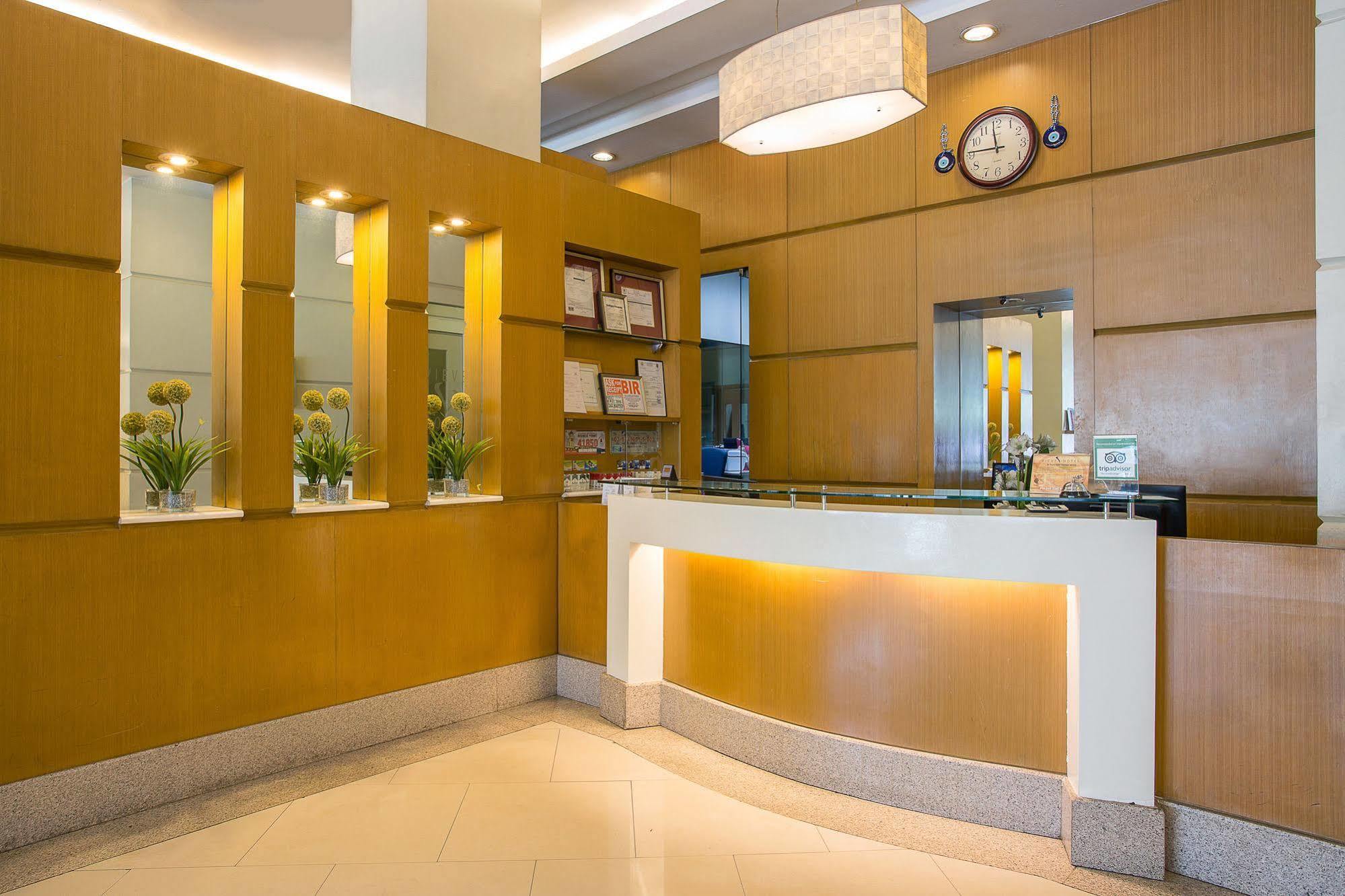 Vieve Hotel Манила Экстерьер фото
